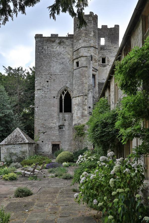 The Bothy Beverston Castle Tetbury Buitenkant foto